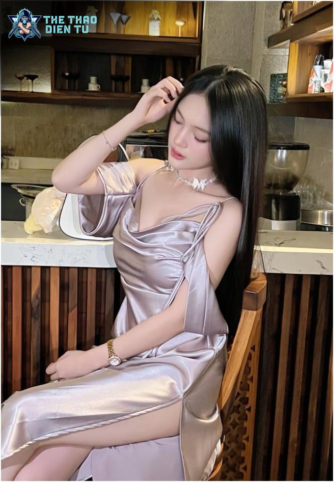 Cháu Gái Bà Nhân Vlog: Biểu Tượng Của Sự Tự Tin, Bản Lĩnh Của Thế Hệ Gen Z